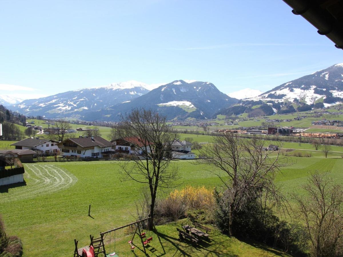 Apartment In Hart Im Zillertal With Garden Balcony Parking ฟือเกน ภายนอก รูปภาพ